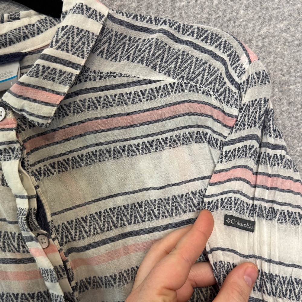 Columbia Button Henley Sz L Aztec Striped Outdoor Boho Western Y2K Gauze - Picture 9 of 10